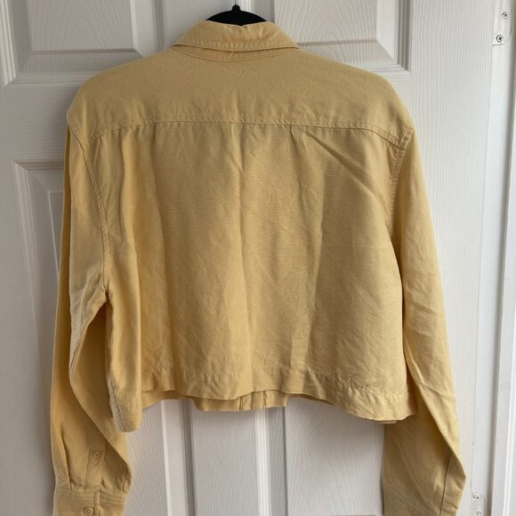 Aritzia Wilfred proposal linen shirt (L, Wheat) - Picture 4 of 4